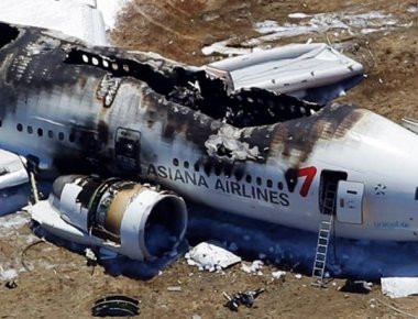 Βίντεο: Δραματικές σκηνές από πτώσεις αεροσκαφών